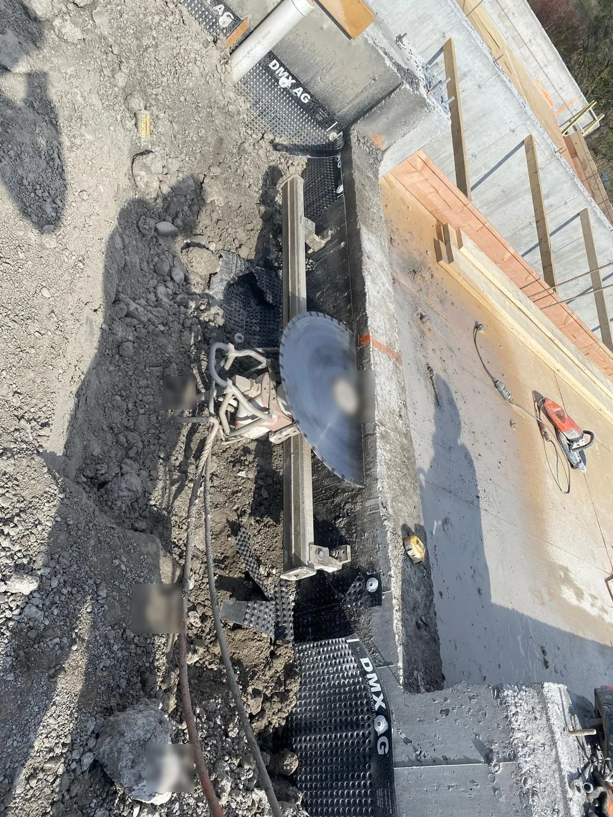 Concrete cutting in action
